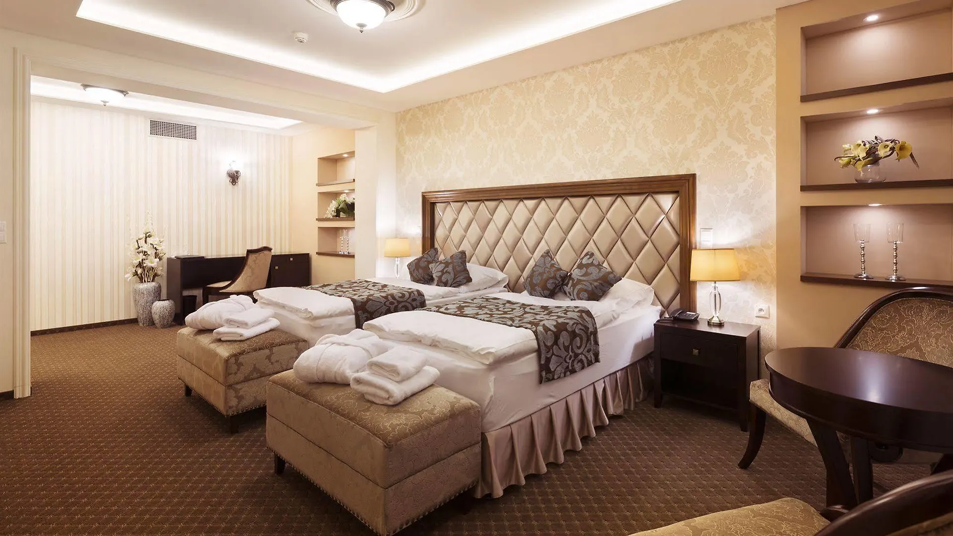 Hotel Dvorana Karlsbad 4*,  Tsjechië