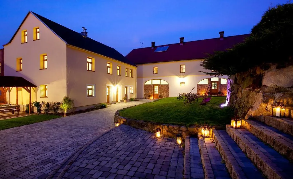 Guest house Dvur Stran & Wellness Hotel Karlovy Vary