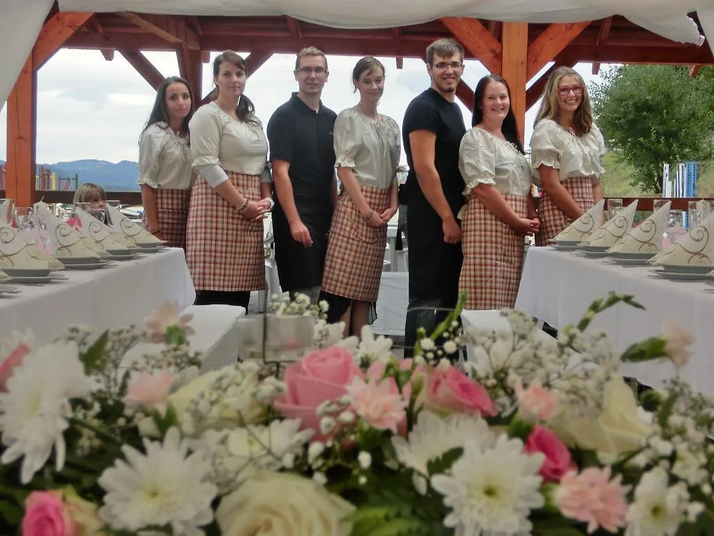 *** Gasthof Hotel Dvůr Stráň Karlsbad Tschechische Republik