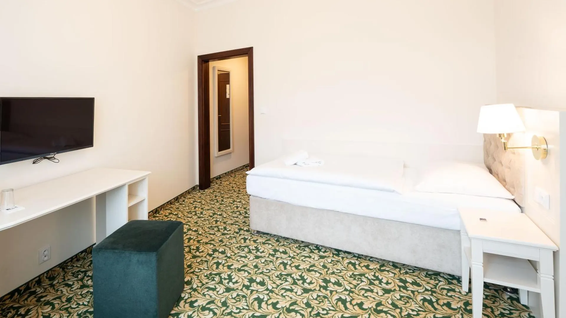 Ea Hotel Elefant Карловы Вары