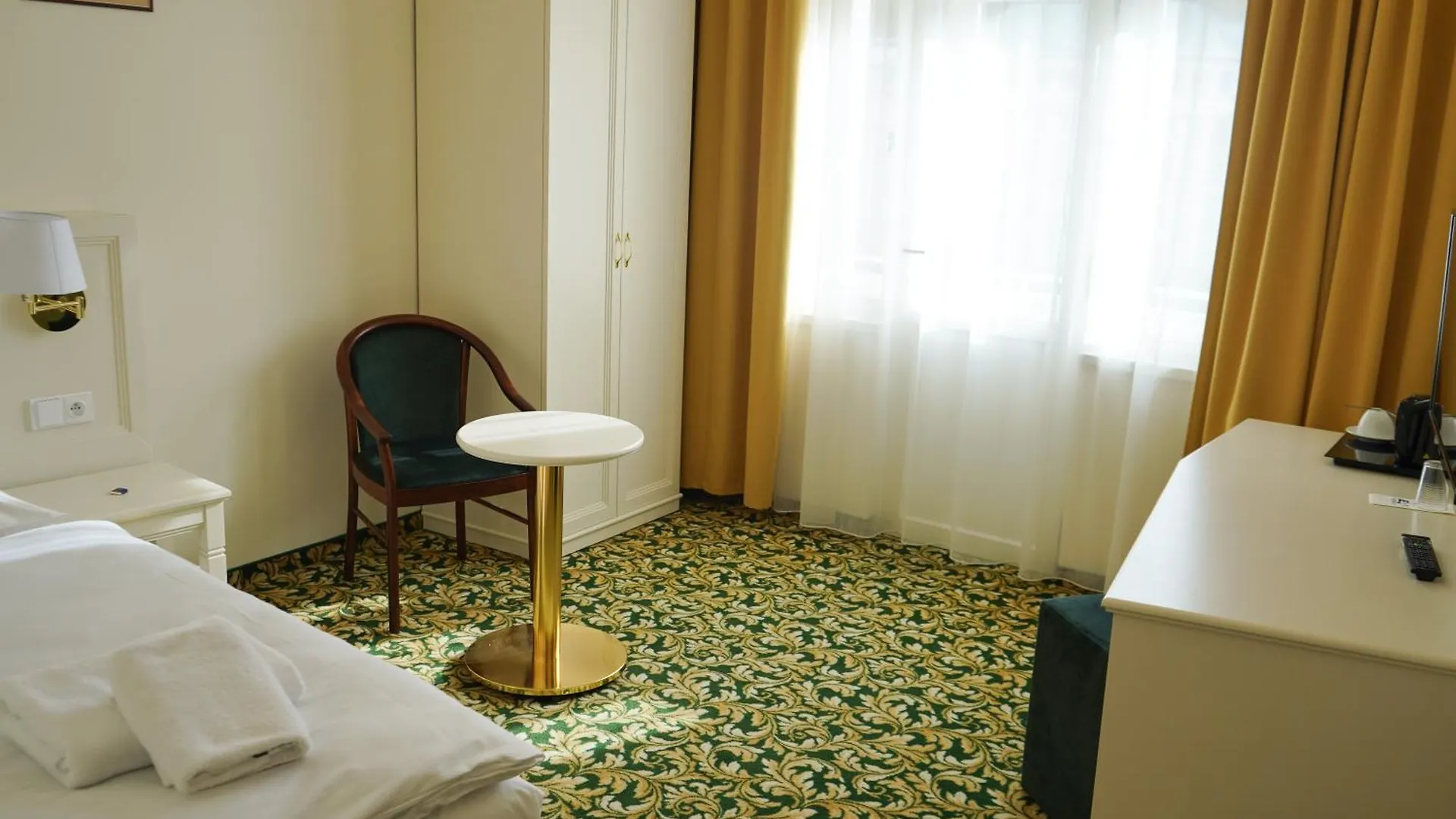 Ea Hotel Elefant Karlovy Vary 3*,