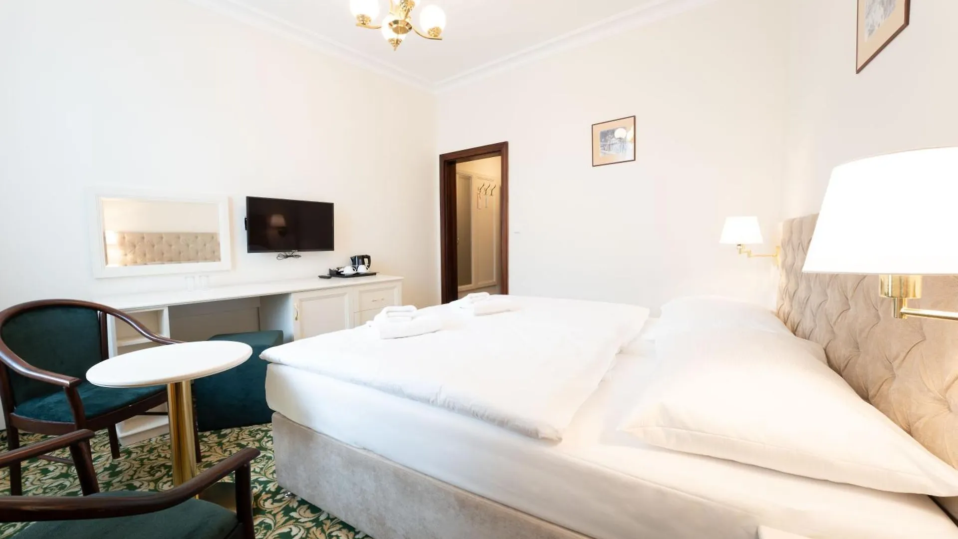 Ea Hotel Elefant Karlovy Vary 3*,  Czech Republic