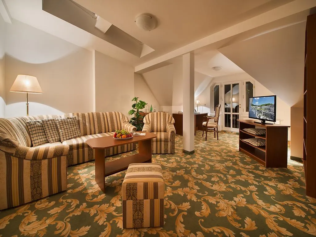 Ea Hotel Elefant Karlovy Vary 3*,  Czech Republic