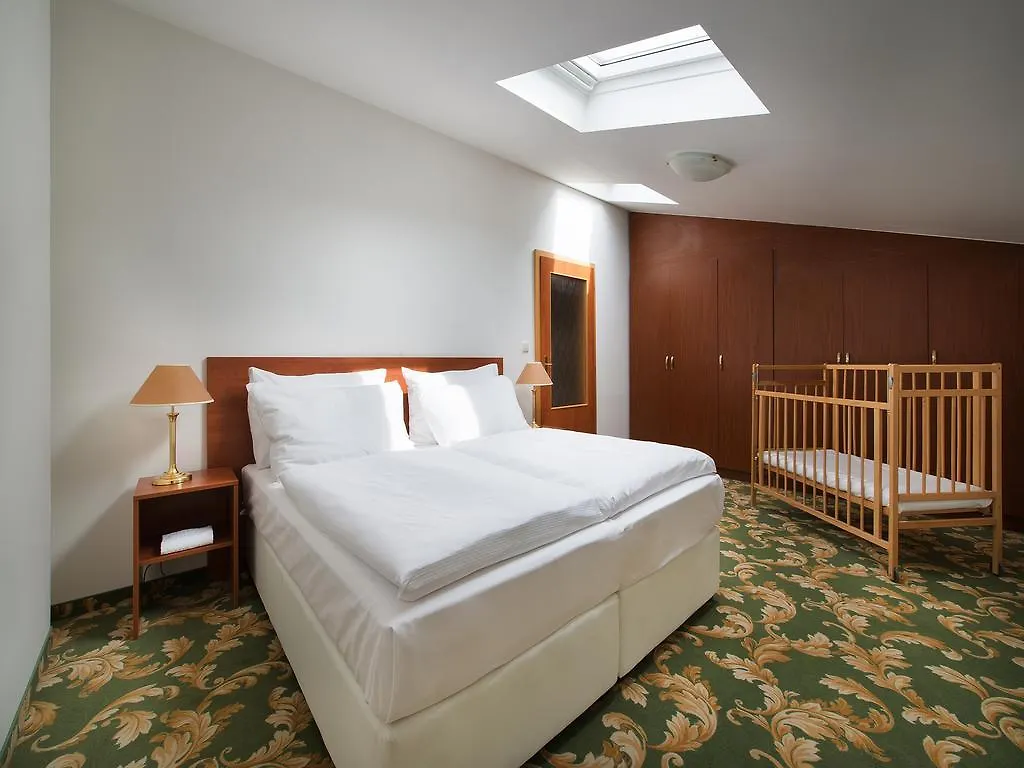 Ea Hotel Elefant Karlovy Vary 3*,  Czech Republic