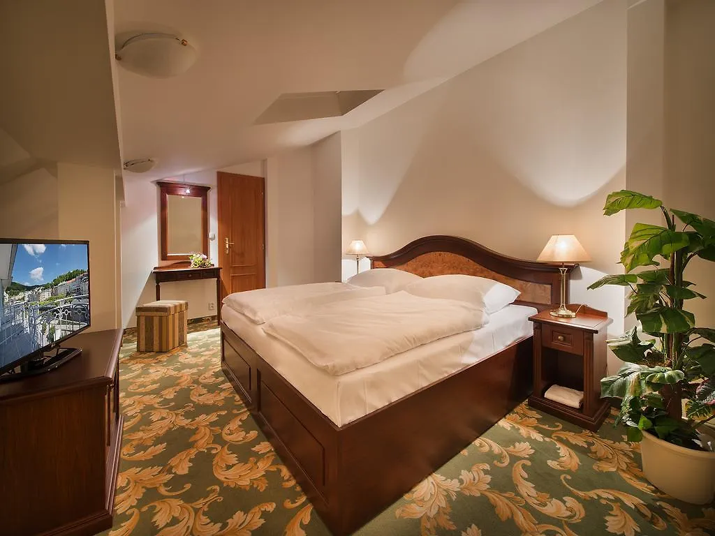 Ea Hotel Elefant Karlovy Vary 3*,