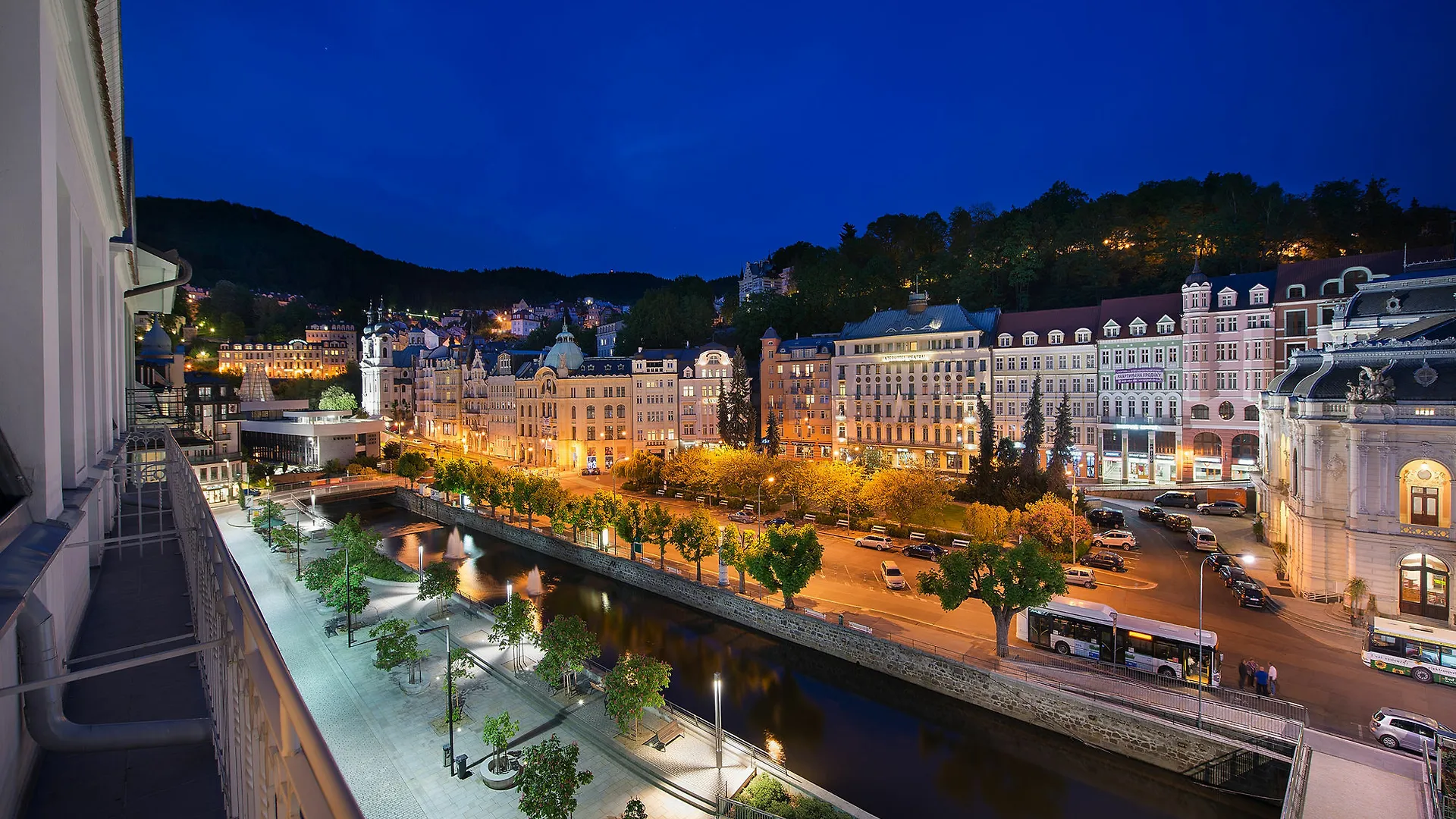 Ea Hotel Elefant Karlovy Vary 3*,  República Checa