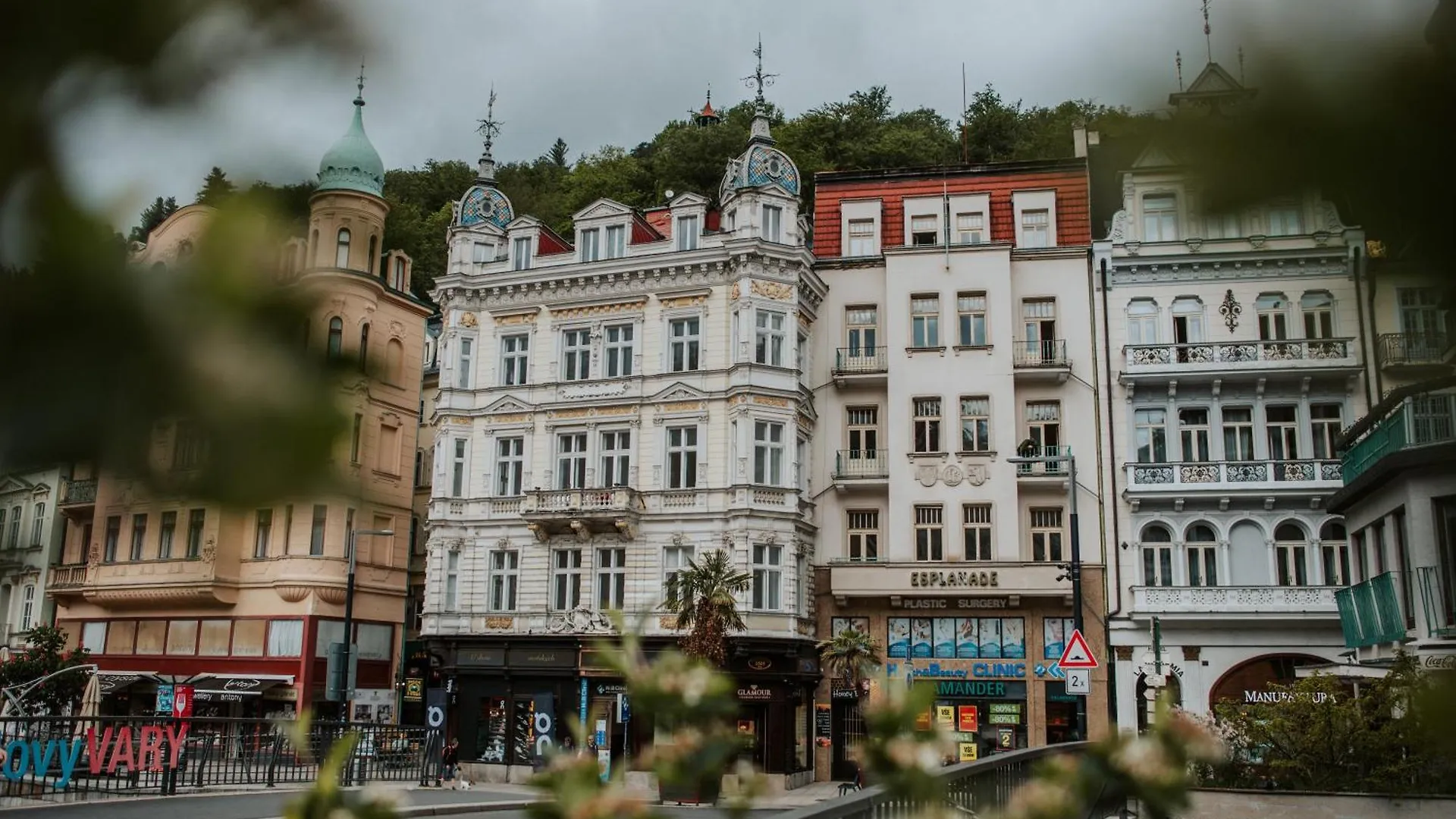 EA Hotel Esplanade Karlovy Vary 4*,