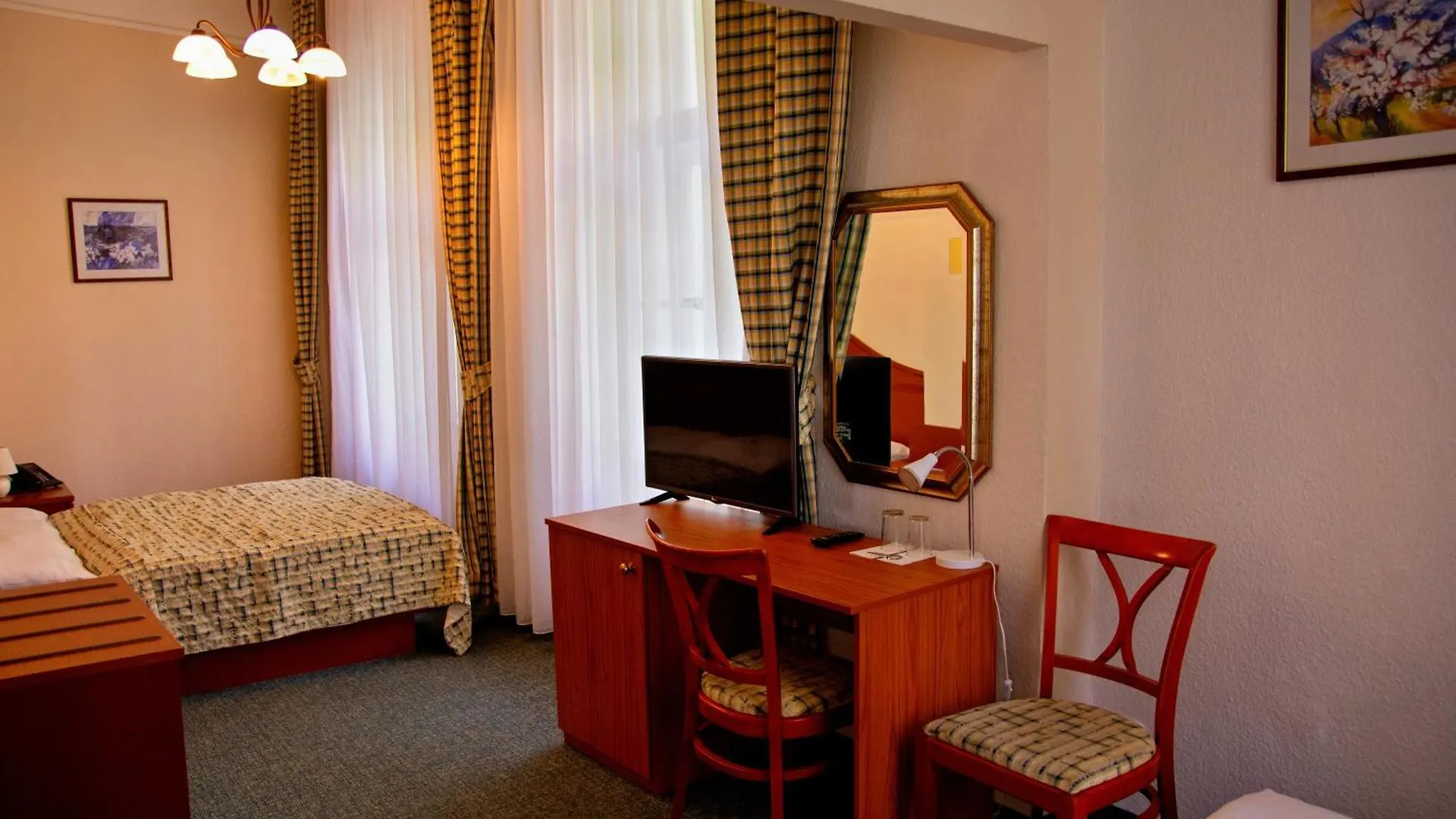 ***  Ea Hotel Mozart Karlowe Wary Czechy