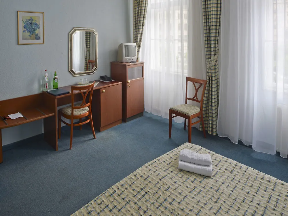 Ea Hotel Mozart Karlowe Wary