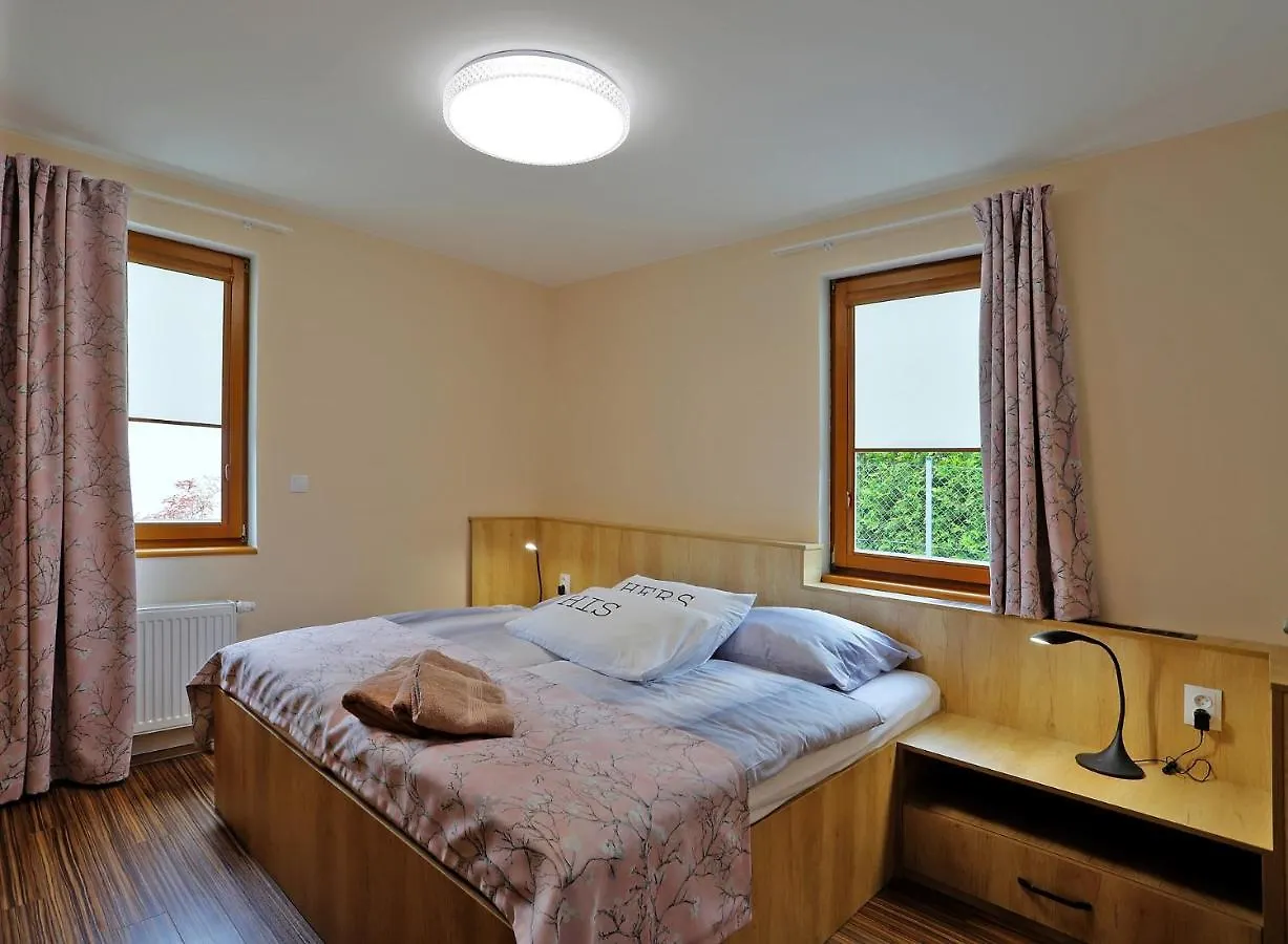 Hotel Eltako Penzion Karlsbad Gasthof