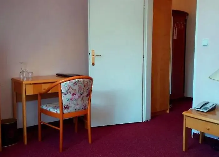 Hotel Ester Karlowe Wary