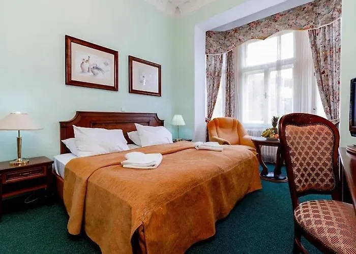 Hotel Ester Карловы Вары