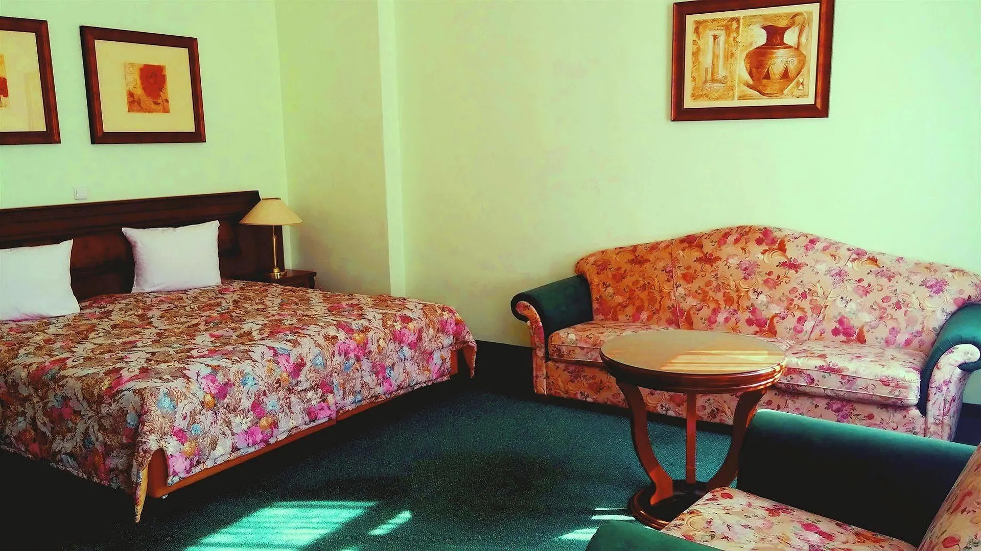 Hotel Ester Karlsbad 4*,