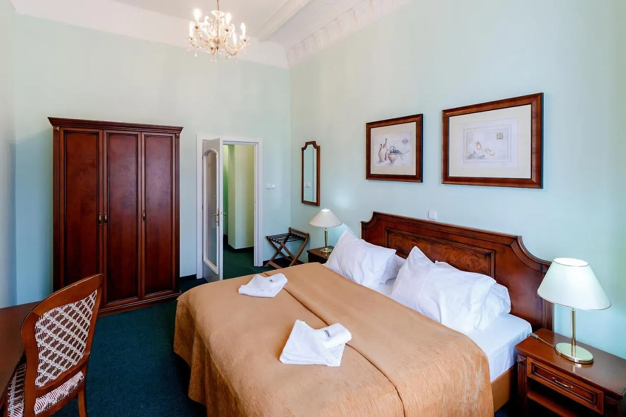Hotel Ester Карловы Вары