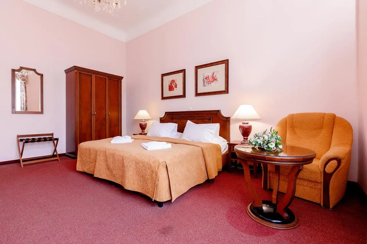 Hotel Ester Karlowe Wary 4*,  Czechy