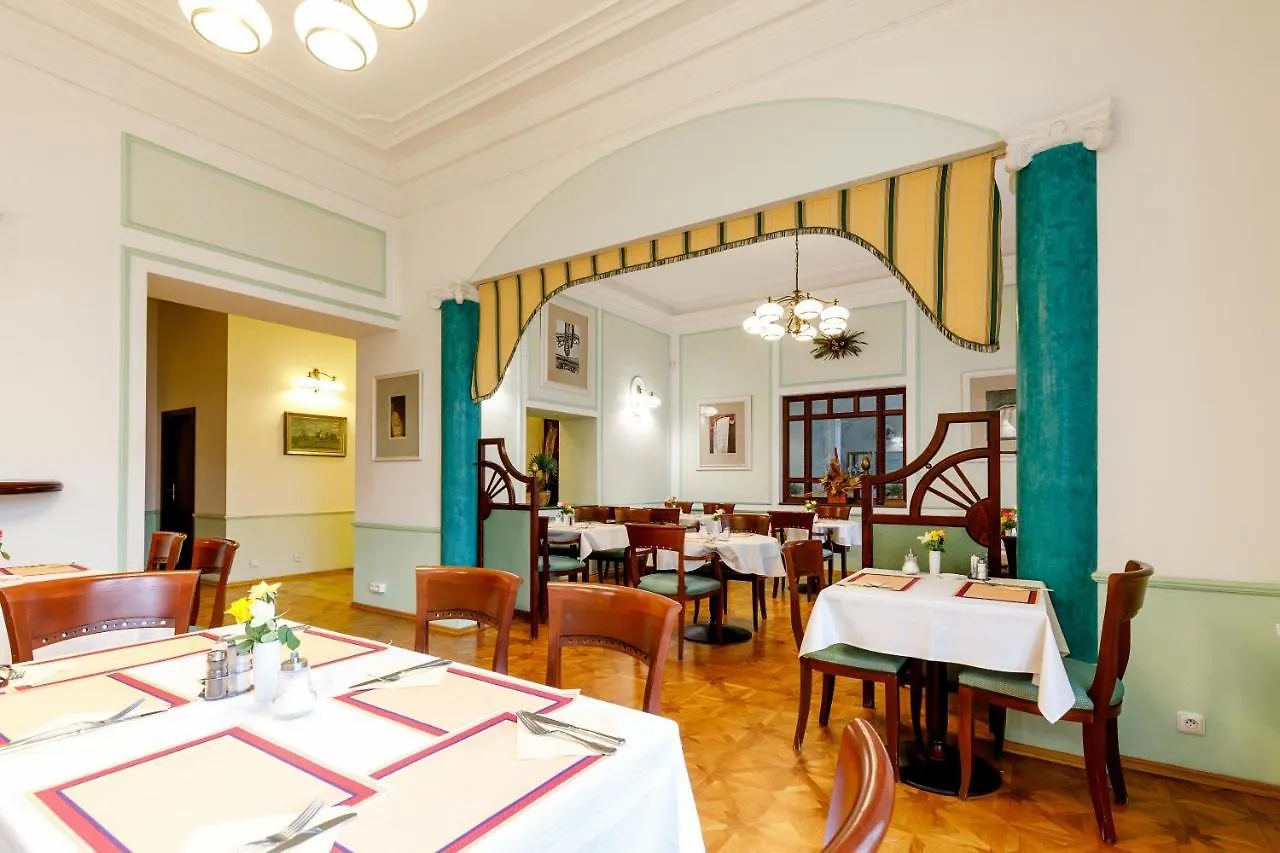 Hotel Ester Karlowe Wary 4*,  Czechy