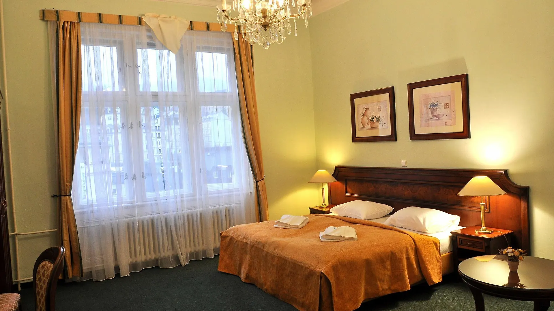 Hotel Ester Karlowe Wary