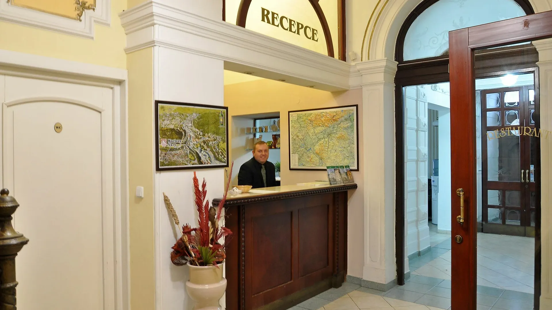 Hotel Ester Карловы Вары 4*,  Чехия