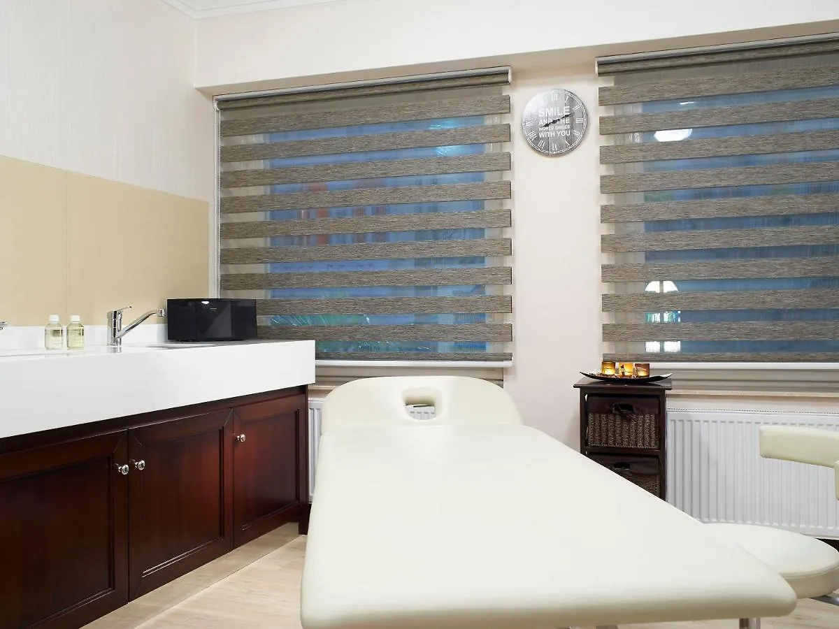 Ea Apartmany Mozart Karlsbad 3*,