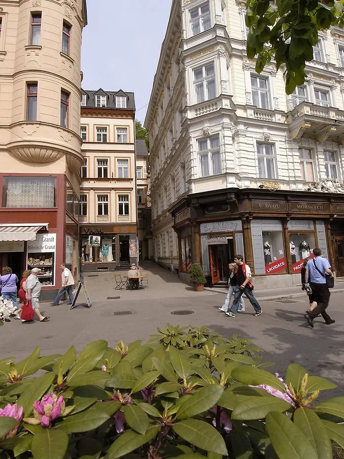 Ea Apartmany Mozart Karlovy Vary Hotel