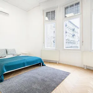 hg-apartments.inbudapesthotels.com/