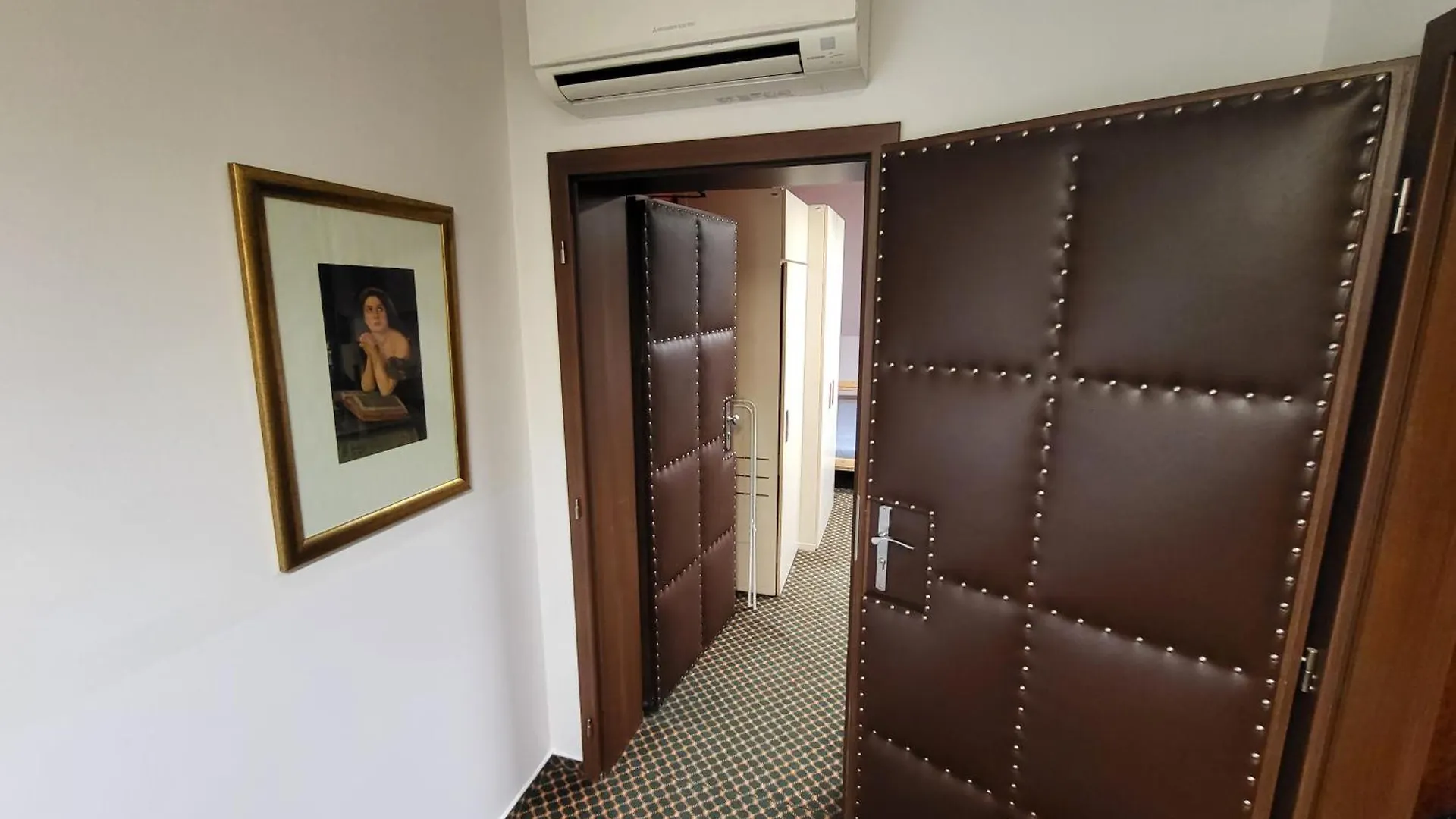 Excellent Apartments In Karlovy Vary 3 Min Walk From The Colonnade Чехия