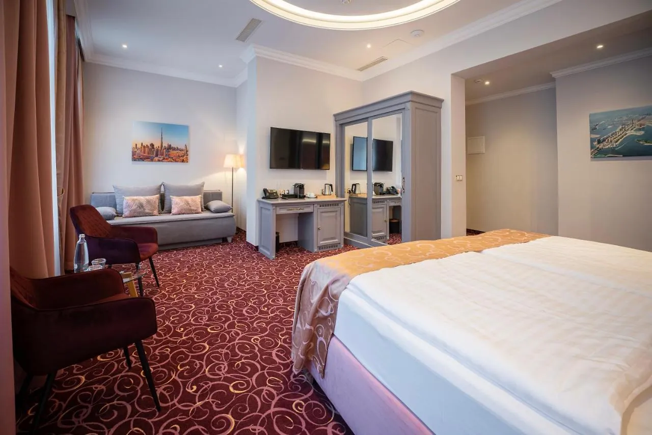 Golden Key Boutique Hotel Karlovy Vary 4*,