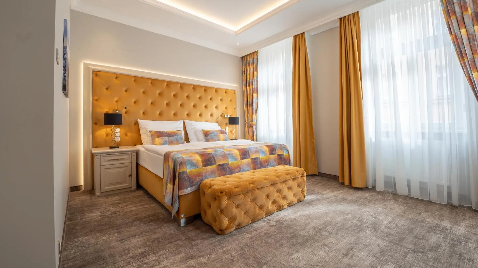 Golden Key Boutique Hotel Karlovy Vary 4*,