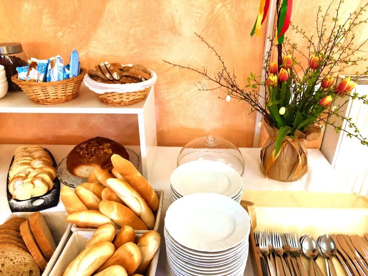 Golf Hotel Karolina Karlsbad 3*,