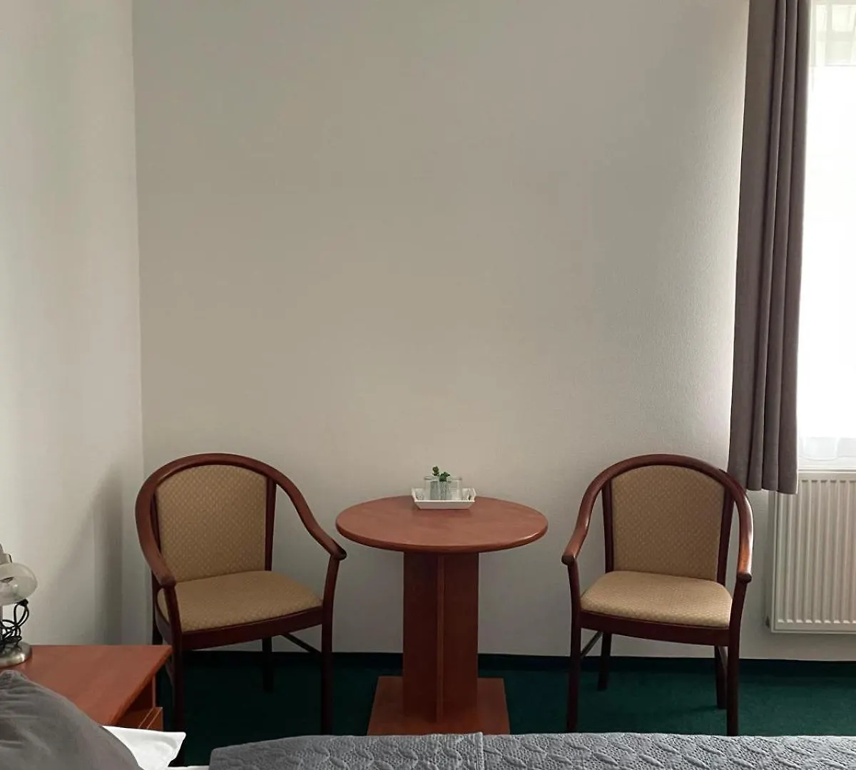 Golf Hotel Karolina Karlsbad 3*,