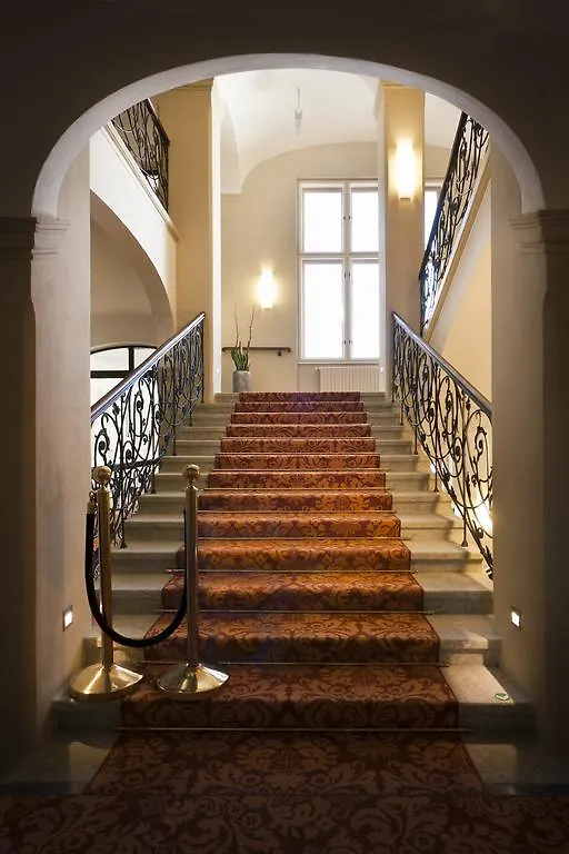 Grandhotel Ambassador Narodni Dum Karlsbad 4*,