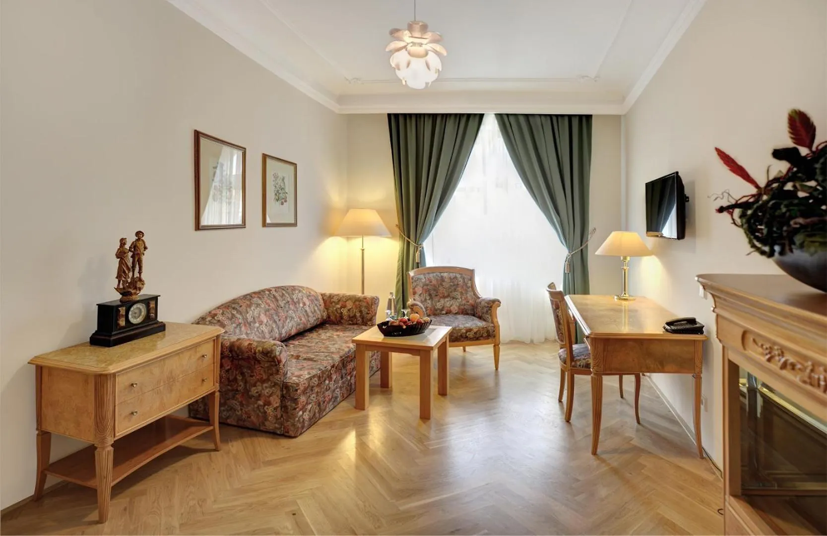 Grandhotel Ambassador Narodni Dum Karlsbad 4*,