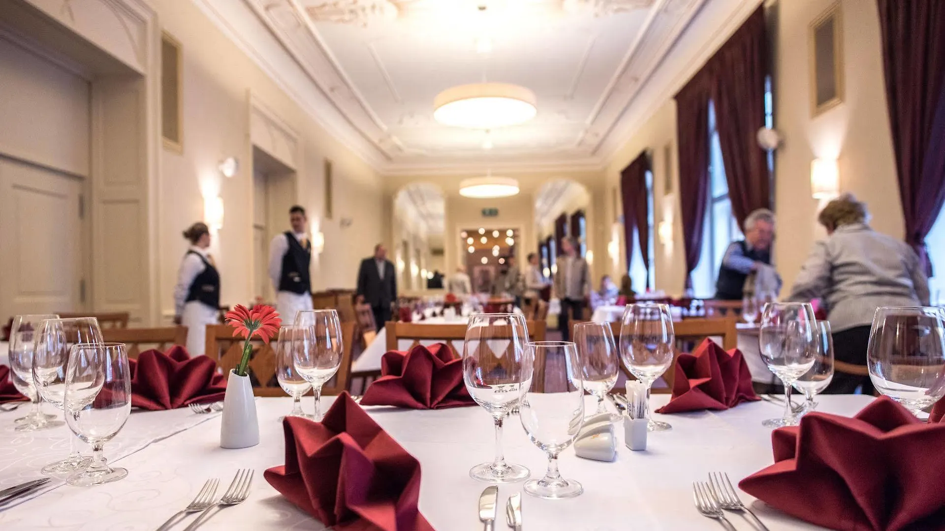 Grandhotel Ambassador Narodni Dum Karlsbad 4*,