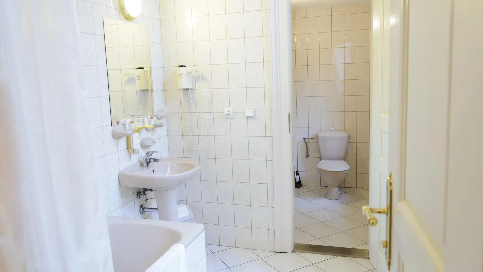 Hotel Heluan Karlsbad