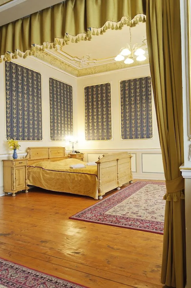 Heluan Hotel Karlovy Vary 3*,