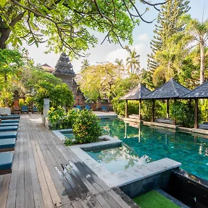 bali-garden-beach-resort.hotelsseminyak.net/