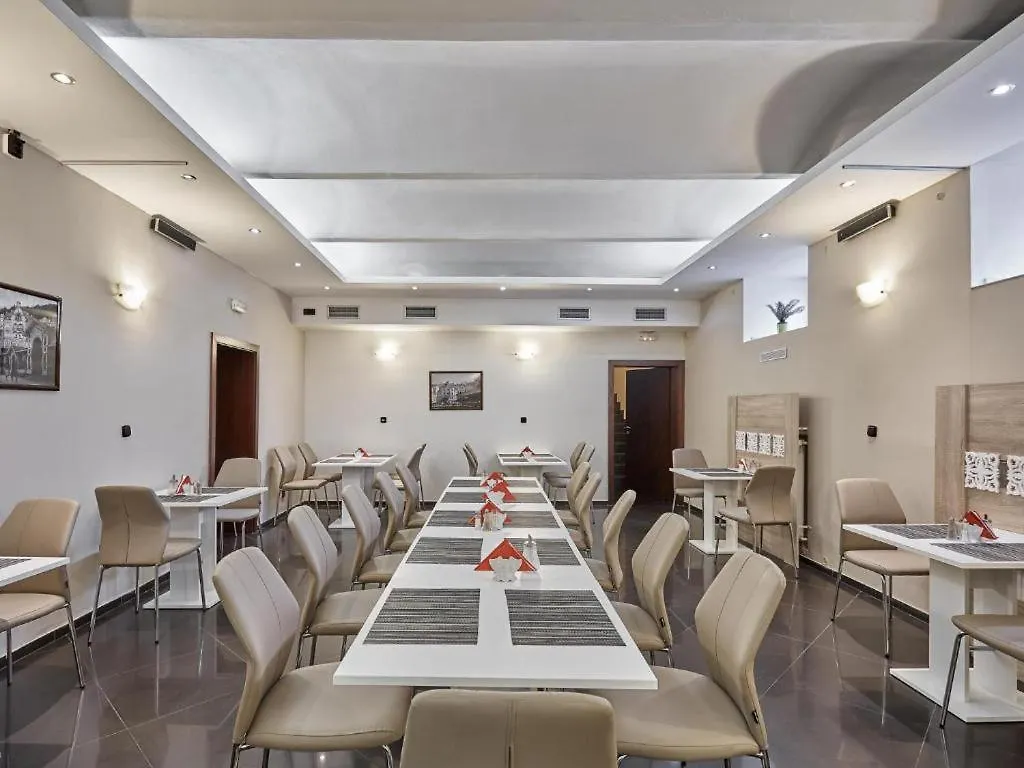 Hotel Adria Karlovy Vary