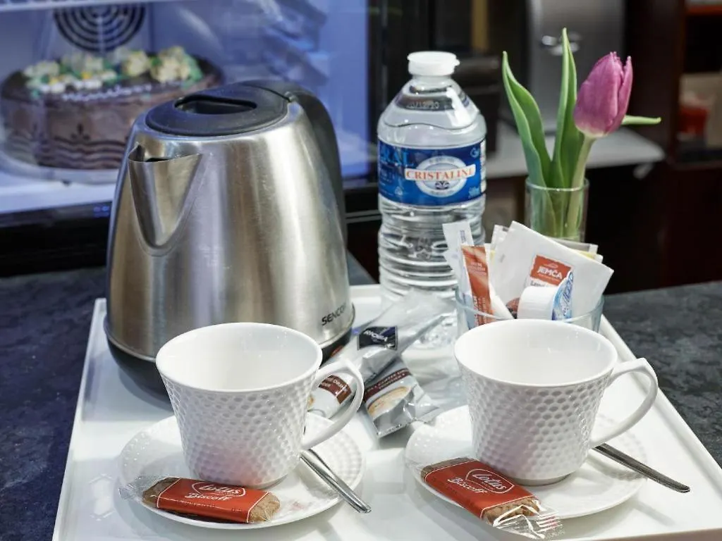 Hotel Adria Karlovy Vary 3*,