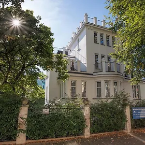 Whitehouse Ostrawa