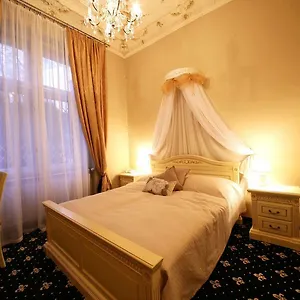 Отель Alisa, Карловы Вары