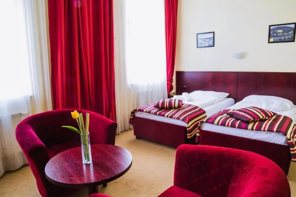 Hotel Adria Карловы Вары 3*,