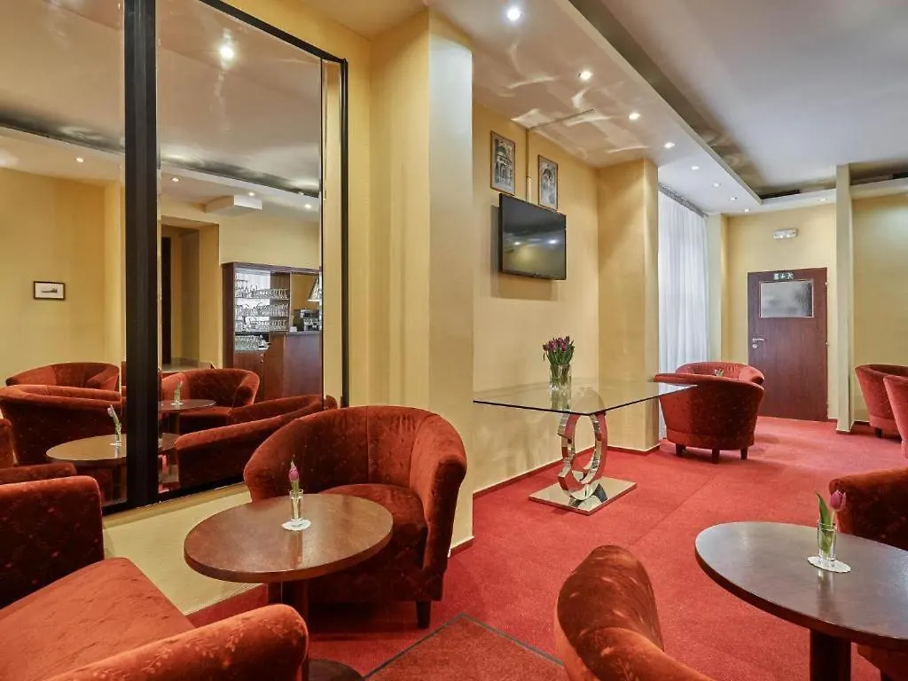 Hotel Adria Karlowe Wary