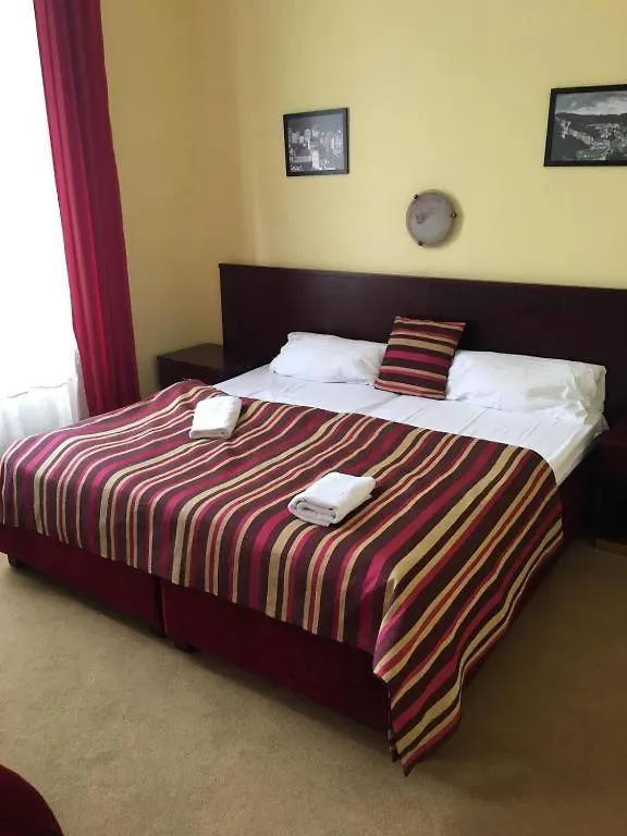 Hotel Adria Карловы Вары 3*,