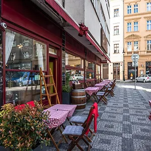 Апартаменты Wishlist Old Residences - Hastalska