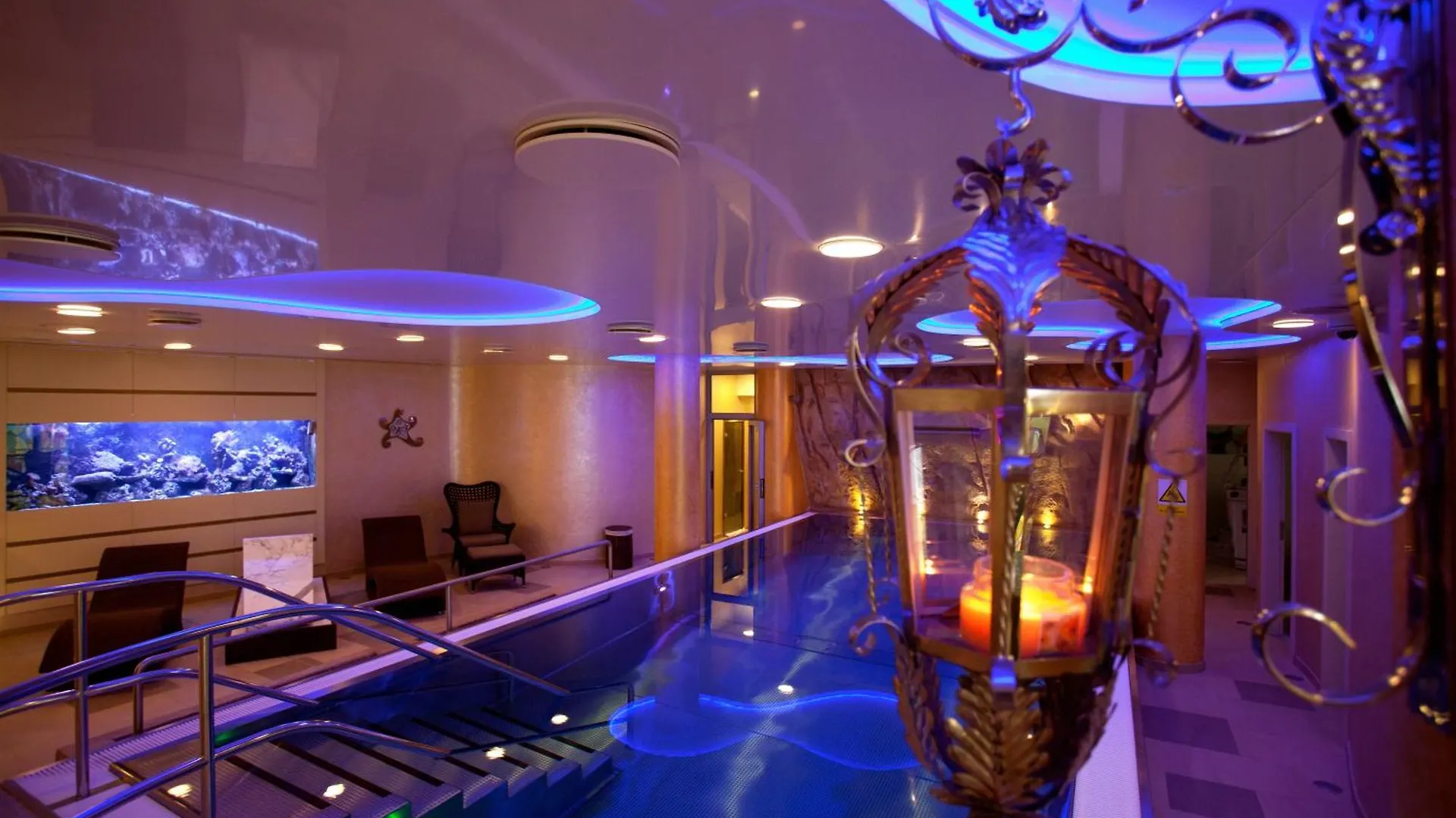 Hotel Ambiente Wellness & Spa Карловы Вары 4*,