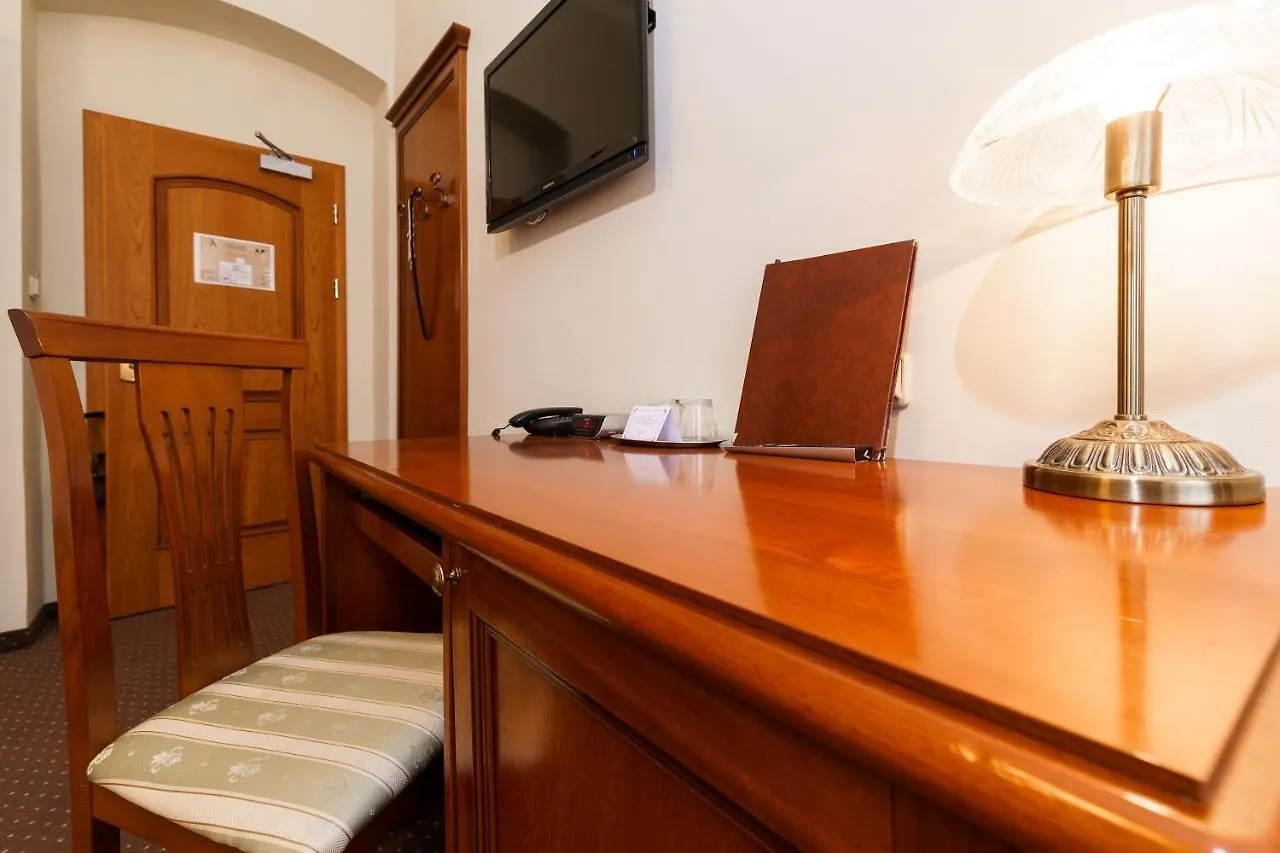Hotel Belle Alliance Karlsbad 3*,