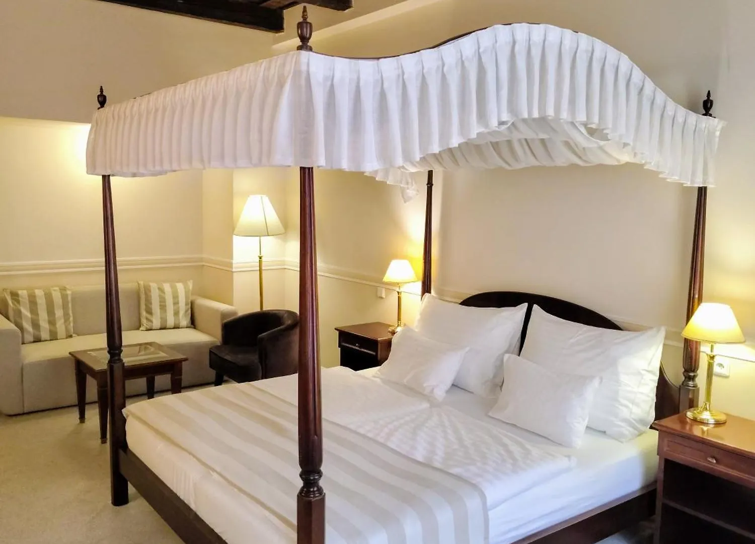 Hotel Embassy Karlsbad