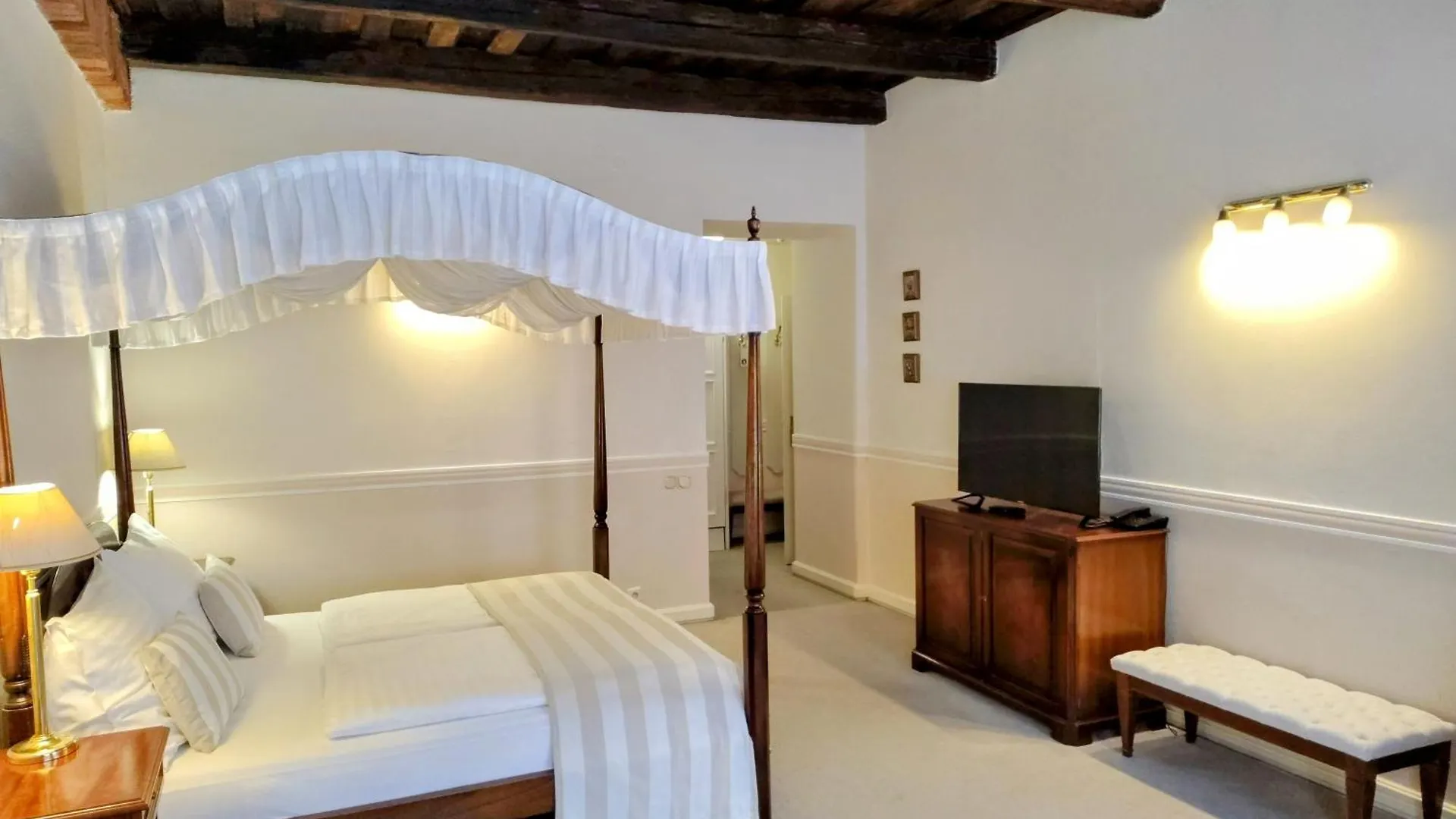 Hotel Embassy Karlsbad