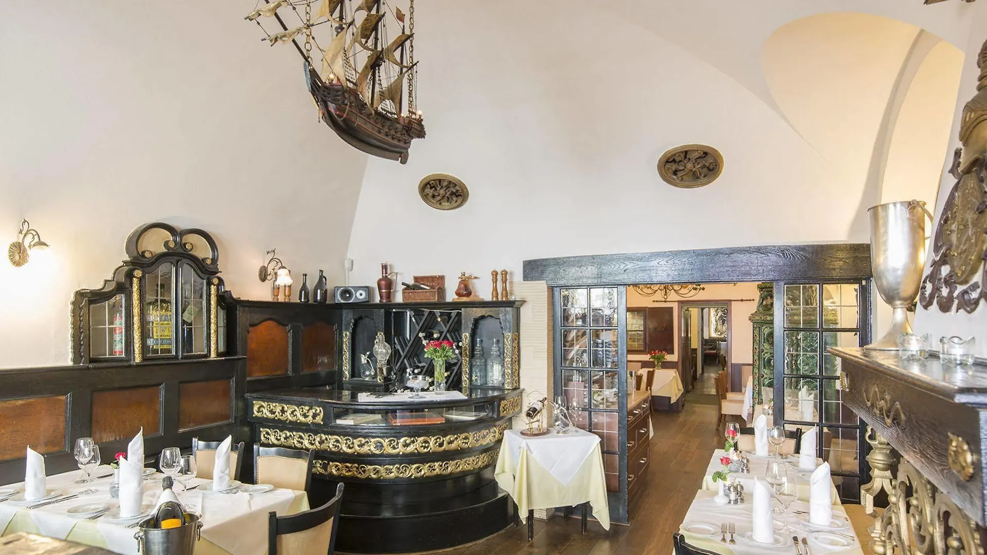 ****  Hotel Embassy Karlovy Vary Csehország