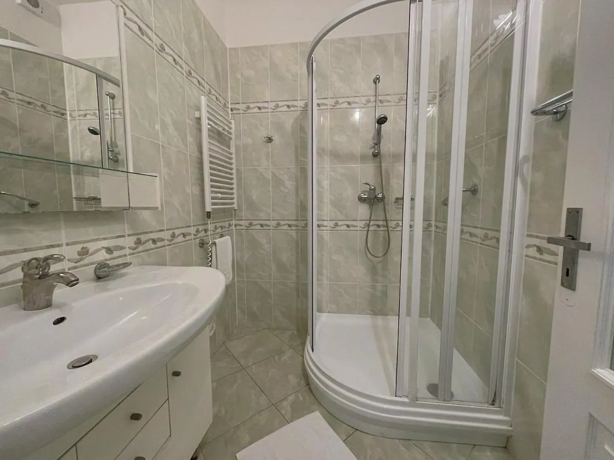 Sport Hotel Gejzirpark Карловы Вары